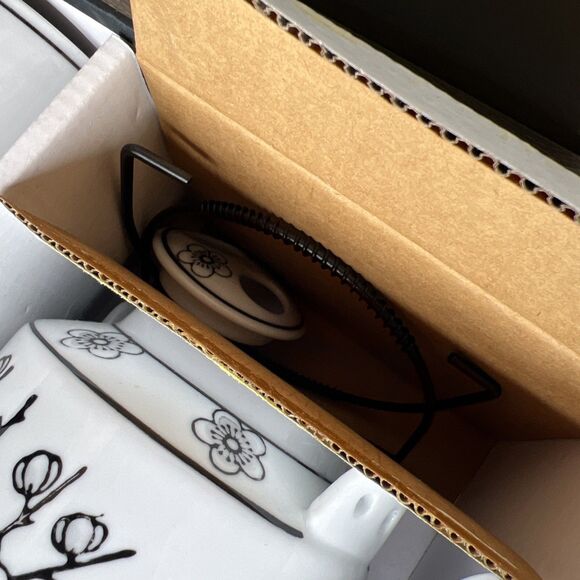 Torre & Tagus Modern Contemporary Black White Blossom Teapot Set 5 Pcs NIB - Picture 2 of 10